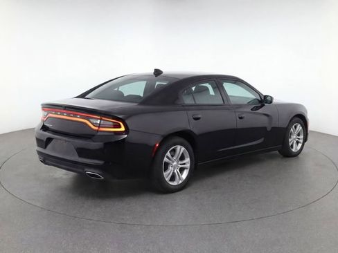 Used 2023 Dodge Charger SXT RWD image 6