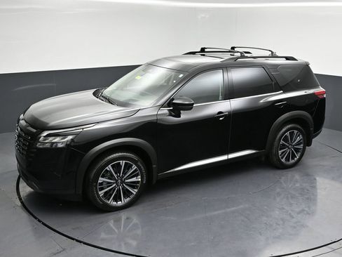 New 2026 Nissan Pathfinder Platinum image 29