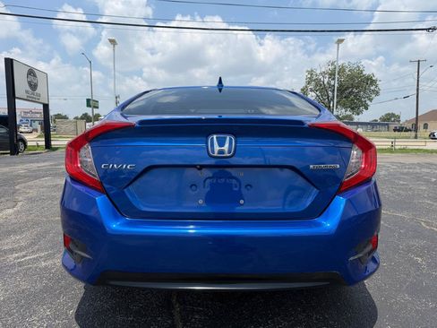 Used 2017 Honda Civic Touring image 6