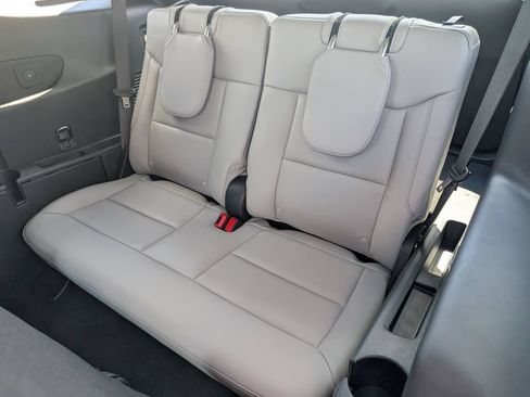 New 2026 Ford Explorer Active w/ Active Comfort Package AWD/4WD image 6
