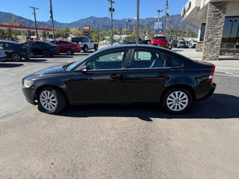 Used 2005 Volvo S40 2.4i FWD image 7