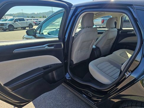 Used 2019 Ford Fusion S FWD image 14