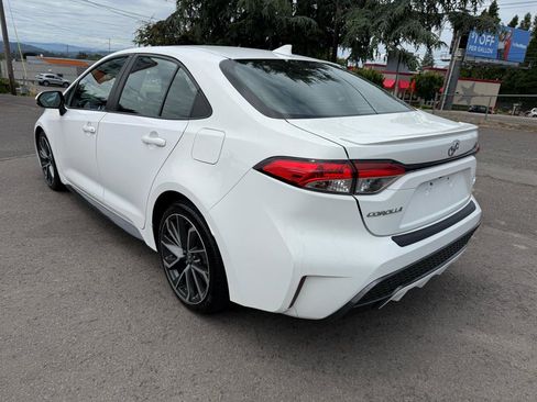 Used 2020 Toyota Corolla SE w/ Carpet Mat Package (TMS) FWD image 3