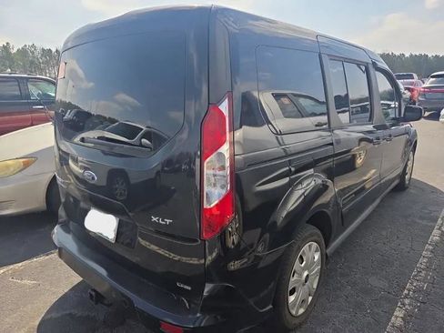 Used 2019 Ford Transit Connect XLT image 4