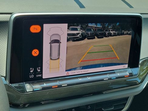 New 2026 Volkswagen Atlas Peak Edition AWD/4WD image 11