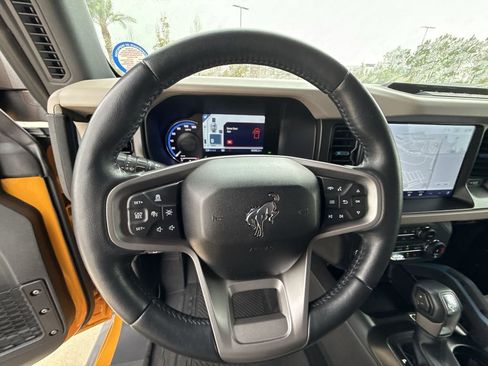 Used 2022 Ford Bronco Wildtrak image 21