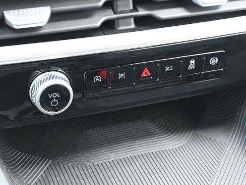 New 2026 Ford Explorer Active RWD image 24