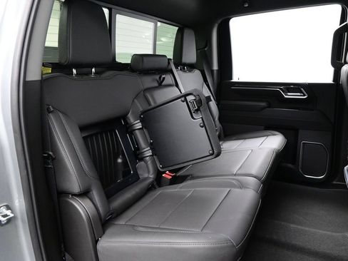 New 2026 Chevrolet Silverado 2500 LTZ w/ LTZ Premium Package AWD/4WD image 17