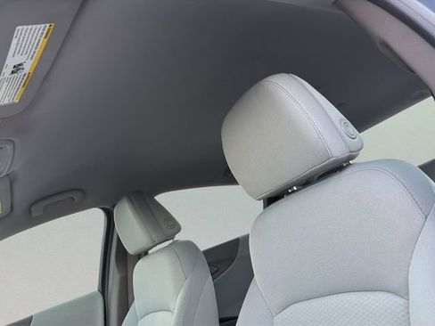 Used 2024 Chevrolet Malibu LS FWD image 12