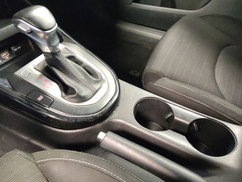 Used 2019 Kia Forte S image 26