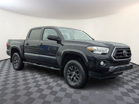 Used 2021 Toyota Tacoma SR image 1