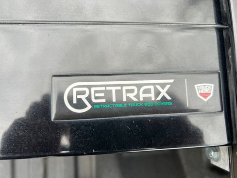 Used 2020 GMC Sierra 1500 SLT image 35