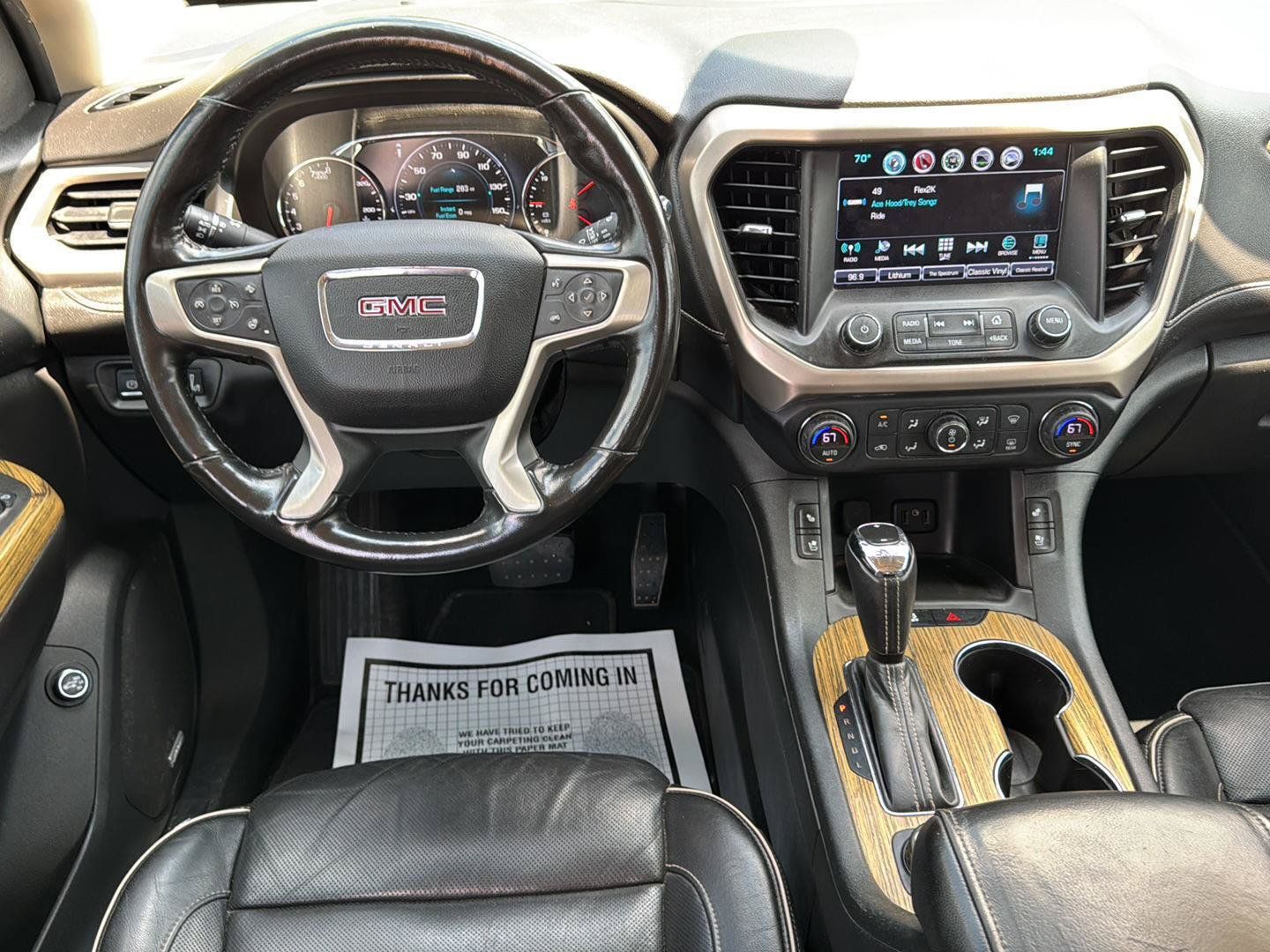 Used 2017 GMC Acadia Denali AWD/4WD image 2