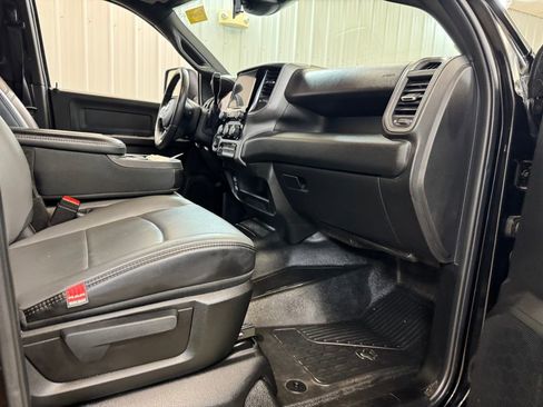Used 2025 RAM 3500 Tradesman w/ Chrome Appearance Group AWD/4WD image 25