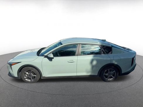 Used 2025 Kia K4 FWD image 9