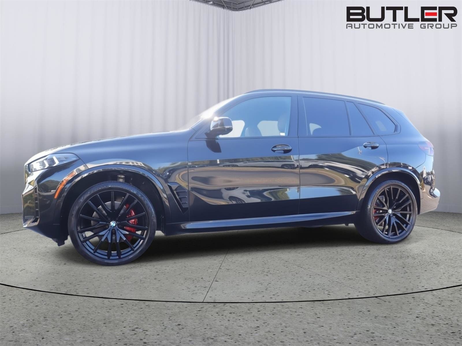 Used 2024 BMW X5 sDrive40i w/ Executive Package RWD image 1