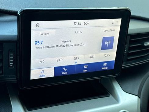 Used 2022 Ford Explorer 2WD image 22