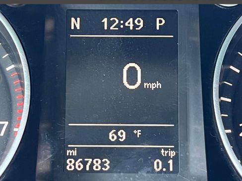 Used 2014 Volkswagen CC Sport image 32