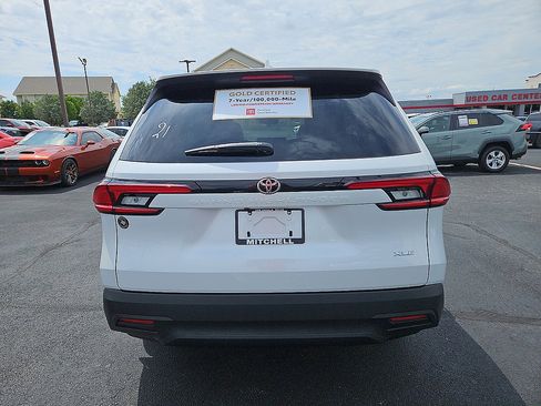 Certified 2026 Toyota Grand Highlander FWD image 4