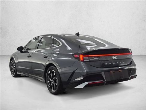 Certified 2024 Hyundai Sonata SEL FWD image 8