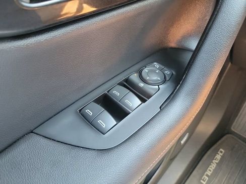 Used 2023 Chevrolet Blazer RS FWD image 27