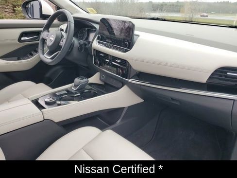 Certified 2023 Nissan Rogue SL w/ SL Premium Package image 12