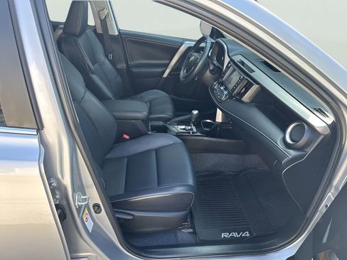 Used 2016 Toyota RAV4 Limited AWD/4WD image 23