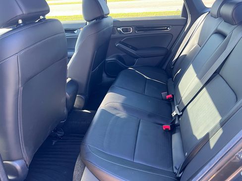 Used 2025 Honda Civic Sport image 14
