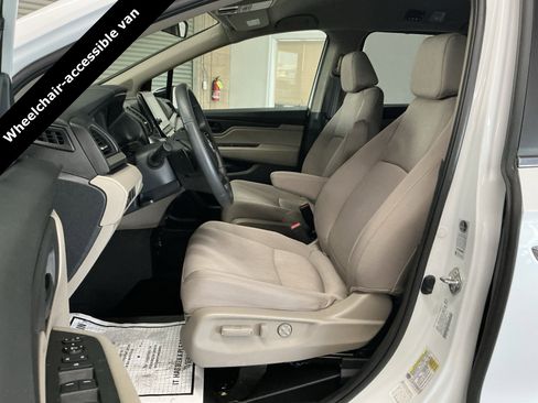 Used 2021 Honda Odyssey EX image 10