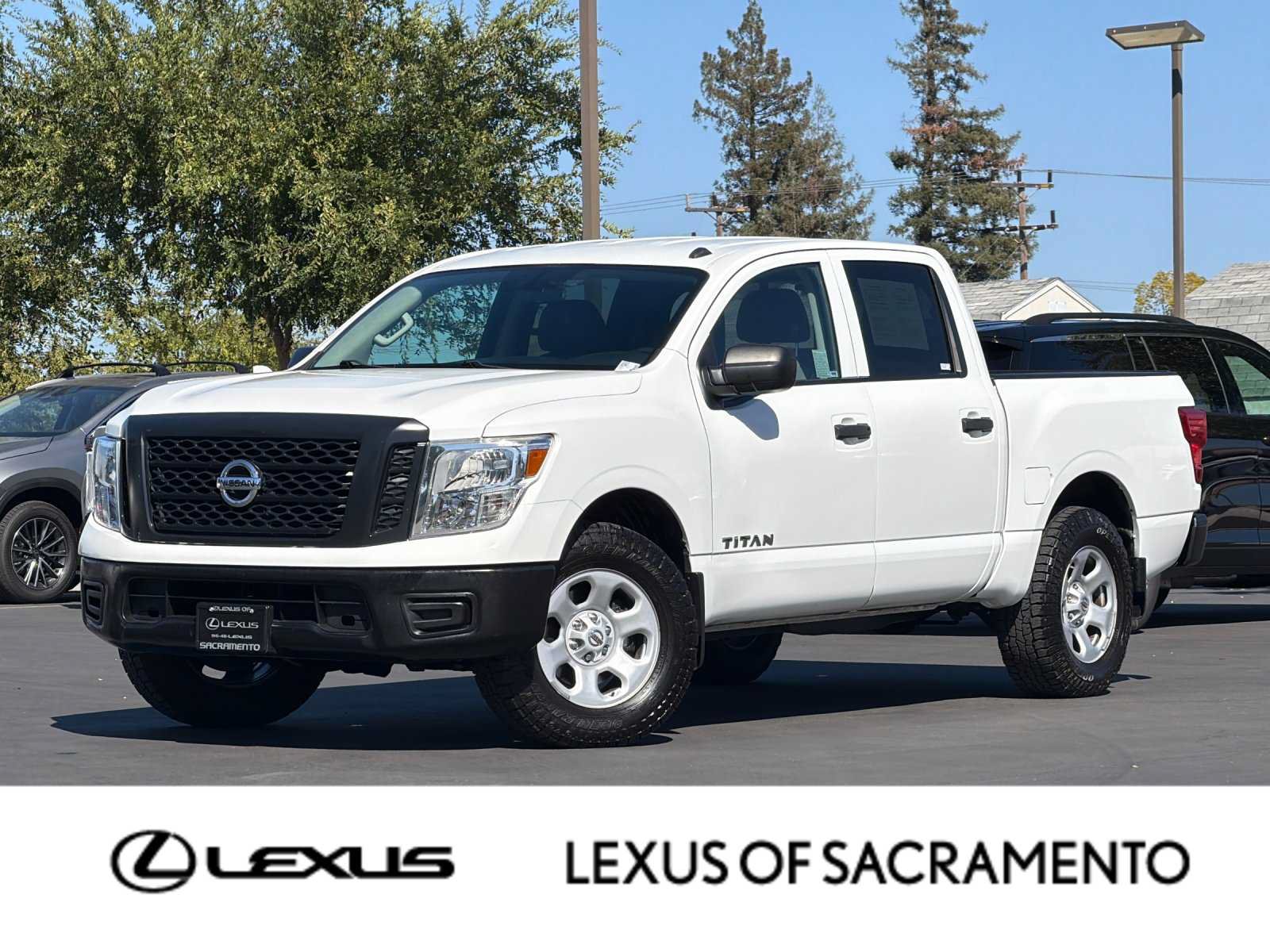 Used 2019 Nissan Titan S AWD/4WD image 1