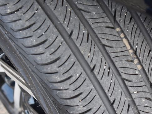 Used 2025 Jeep Compass Limited w/ Elite Group image 11