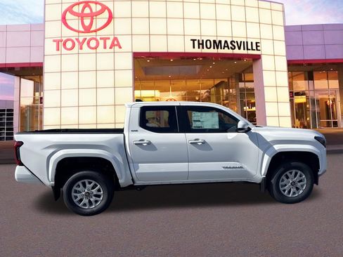 New 2026 Toyota Tacoma SR5 image 5