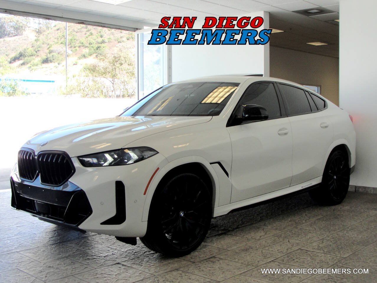 Used 2024 BMW X6 xDrive40i w/ M Sport Professional Package AWD/4WD image 3