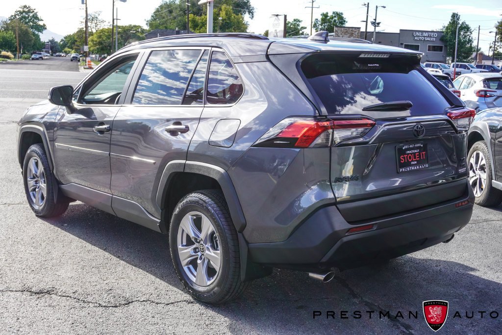 Used 2022 Toyota RAV4 XLE w/ Convenience Package AWD/4WD image 20