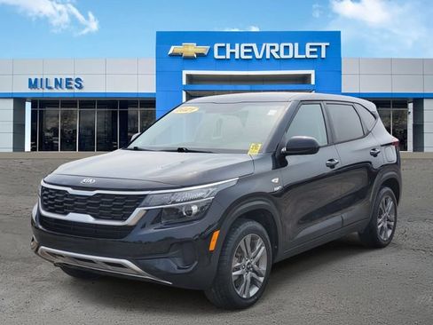 Used 2021 Kia Seltos LX AWD/4WD image 2
