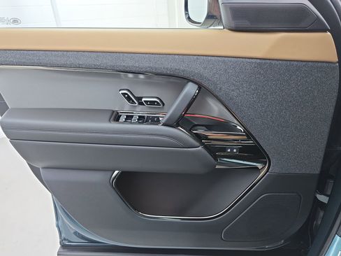 New 2026 Land Rover Range Rover Sport Dynamic SE image 27