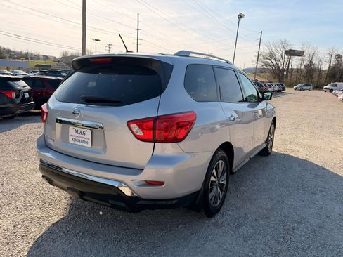 Used 2017 Nissan Pathfinder S image 5