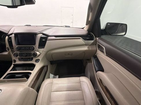 Used 2018 GMC Yukon XL Denali w/ Denali Ultimate Package AWD/4WD image 27