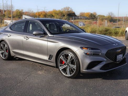 Used 2025 Genesis G70 3.3T Advanced w/ Sport Prestige Package image 16
