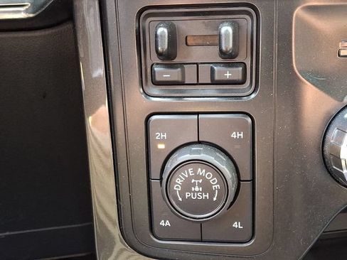 Used 2021 Ford F150 Lariat w/ Equipment Group 502A High AWD/4WD image 26