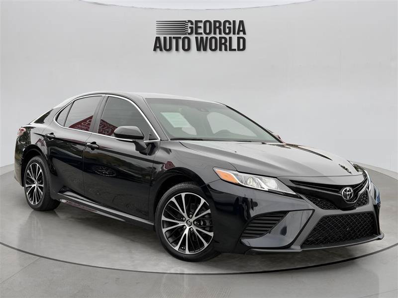 Used 2019 Toyota Camry SE w/ Convenience Package FWD image 10