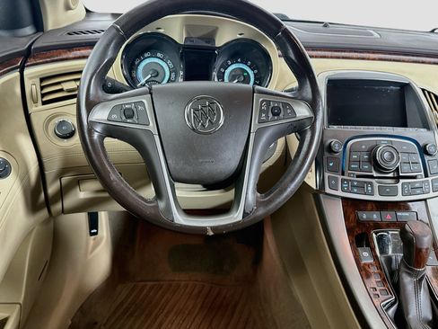 Used 2013 Buick LaCrosse Leather w/ Driver Confidence Package FWD image 17