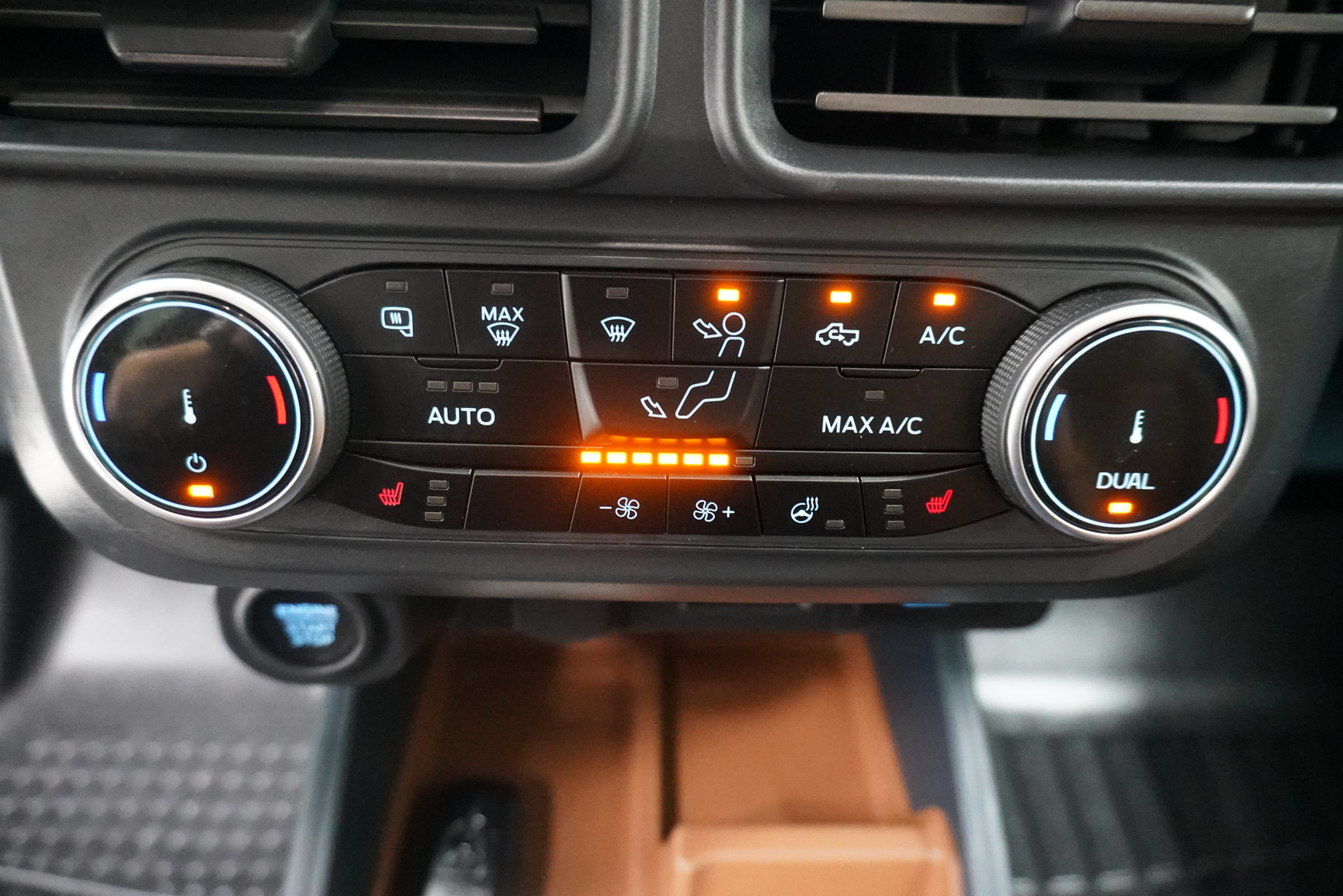 Used 2024 Ford Maverick Lariat FWD image 22