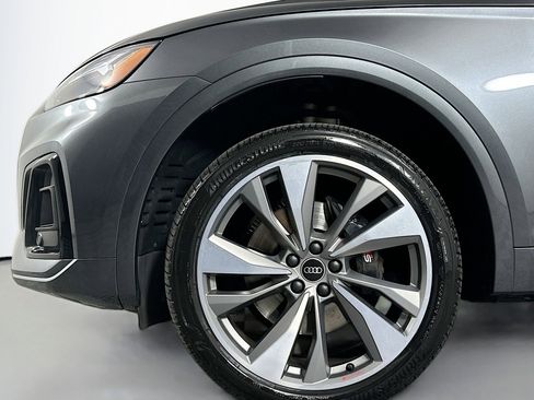 Used 2023 Audi SQ5 Premium Plus w/ Premium Plus Package image 12