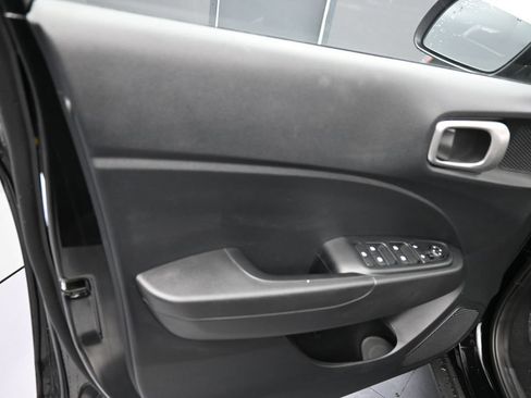 Certified 2026 Hyundai Venue SEL FWD image 13