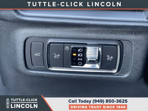 Used 2021 Lincoln Corsair FWD image 23