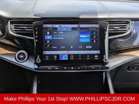 Used 2022 Jeep Grand Wagoneer Series I AWD/4WD image 17