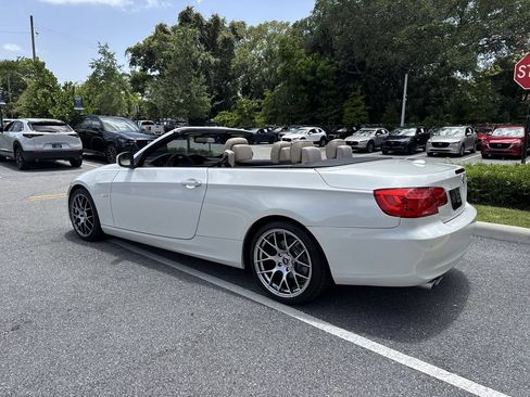 Used 2012 BMW 328i Convertible RWD image 12