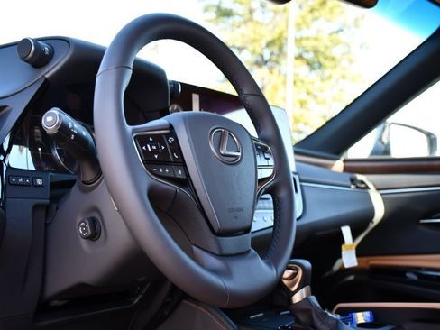 New 2025 Lexus ES 350 w/ Premium Package image 11