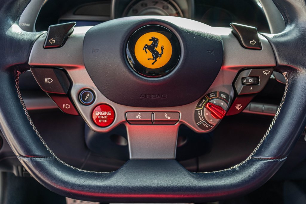 Certified 2019 Ferrari 812 Superfast RWD image 38